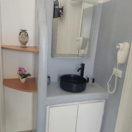 게스트하우스 Evelina Pension Guest Beach House-Rooms And Studios Means Vacation Beside The Sea-Swimming In The Sea-There Is Nothing Like A Morning Walk On A Beach-Beachlife Definitely Has A Different Vibe