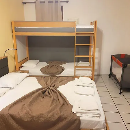 게스트하우스 Evelina Pension Guest Beach House-Rooms And Studios Means Vacation Beside The Sea-Swimming In The Sea-There Is Nothing Like A Morning Walk On A Beach-Beachlife Definitely Has A Different Vibe