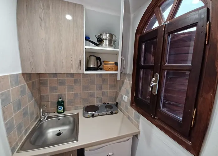 Evelina Means Vacation Beside The Sea, Who Wants To Swim In A Box Of Chemicals, Swimming In The Sea,there Is Nothing Like A Morning Walk On A Beach-beachlife Definitely Has A Different Vibe 페리사