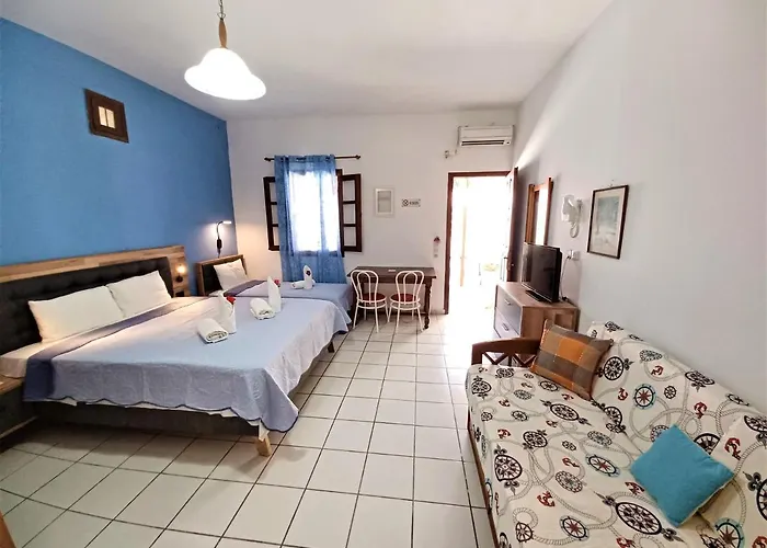 Evelina Means Vacation Beside The Sea, Who Wants To Swim In A Box Of Chemicals, Swimming In The Sea,there Is Nothing Like A Morning Walk On A Beach-beachlife Definitely Has A Different Vibe 페리사