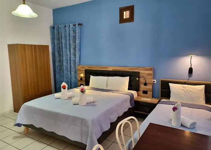 Evelina Means Vacation Beside The Sea, Who Wants To Swim In A Box Of Chemicals, Swimming In The Sea,there Is Nothing Like A Morning Walk On A Beach-beachlife Definitely Has A Different Vibe Πανσιόν