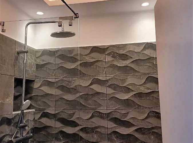 Evelina Means Vacation Beside The Sea, Who Wants To Swim In A Box Of Chemicals, Swimming In The Sea,there Is Nothing Like A Morning Walk On A Beach-beachlife Definitely Has A Different Vibe 게스트하우스 4*