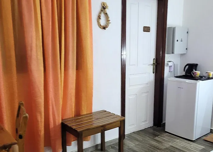 Evelina Means Vacation Beside The Sea, Who Wants To Swim In A Box Of Chemicals, Swimming In The Sea,there Is Nothing Like A Morning Walk On A Beach-beachlife Definitely Has A Different Vibe 4* 페리사