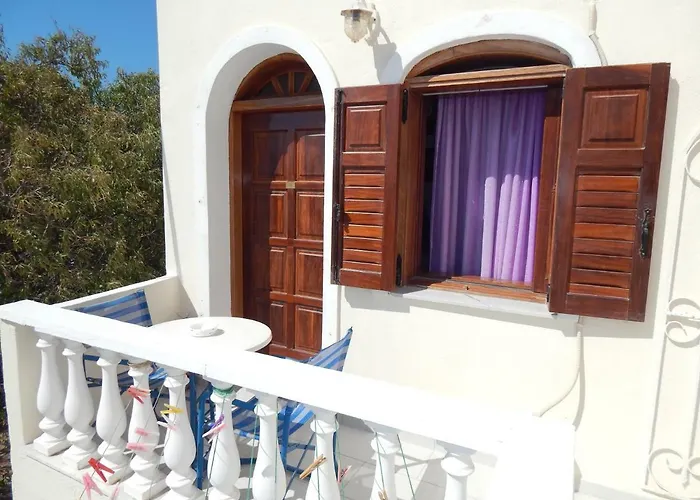 Evelina Means Vacation Beside The Sea, Who Wants To Swim In A Box Of Chemicals, Swimming In The Sea,there Is Nothing Like A Morning Walk On A Beach-beachlife Definitely Has A Different Vibe 게스트하우스