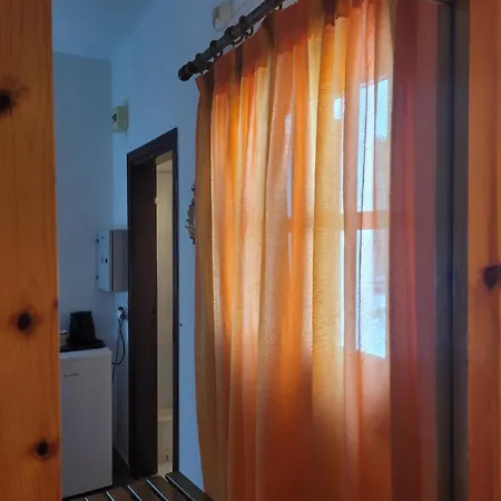 Evelina Pension Guest Beach House-Rooms And Studios Means Vacation Beside The Sea-Swimming In The Sea-There Is Nothing Like A Morning Walk On A Beach-Beachlife Definitely Has A Different Vibe Gæstehus 4*